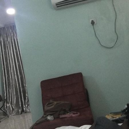 Esther Court Hotel Akure Buitenkant foto