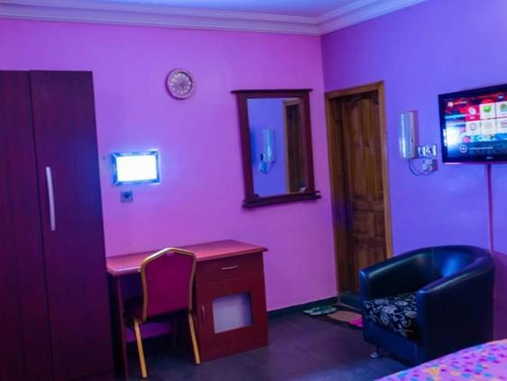 Esther Court Hotel Akure Buitenkant foto